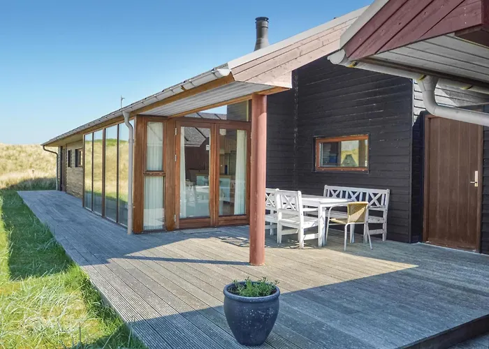 Five-bedroom In *