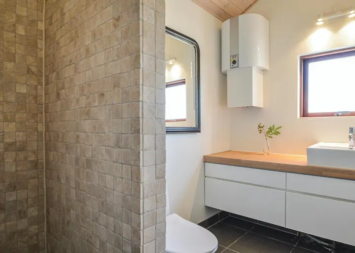 Five-bedroom In